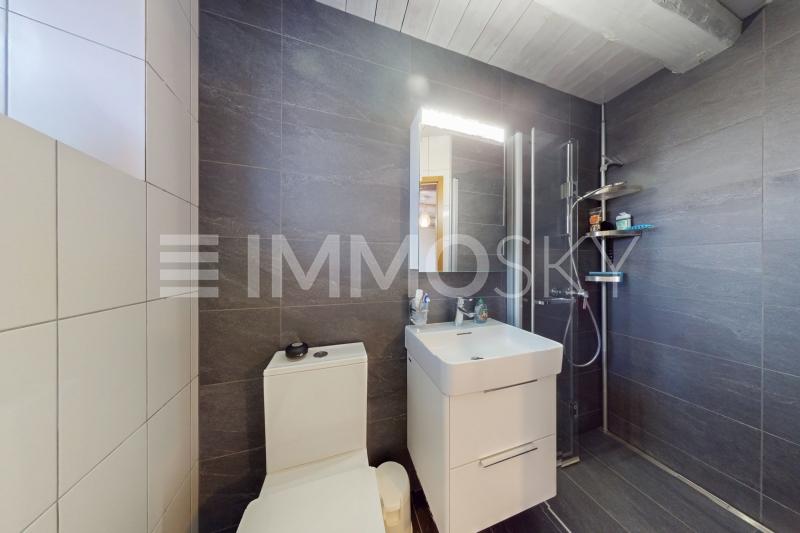 Salle de douche rénovée - 4.5 stanze Appartamento a St Aubin Sauges
