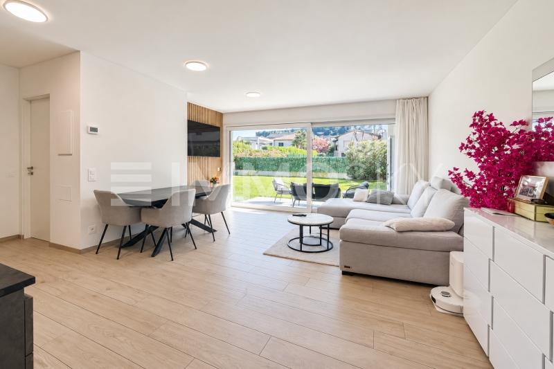 Salotto luminoso - 2.5 Zimmer Gartenwohnung in Camorino