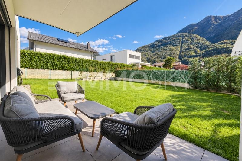 Patio con vista - 2.5 Zimmer Gartenwohnung in Camorino