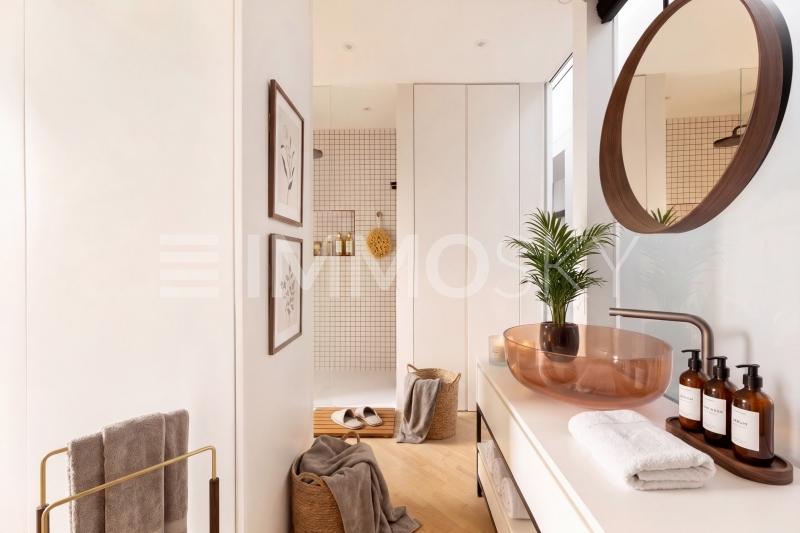 Moderne Nasszelle mit zeitloser Eleganz - 2.5 stanze Attico a Uitikon Waldegg